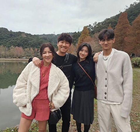 ▲侯昌明與曾雅蘭的疼愛和教育方式一直備受讚賞。（圖／翻攝自Facebook／侯昌明）