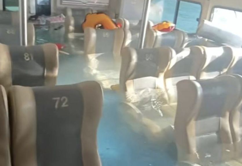 ▲峇里島快艇翻覆，一名陸客記錄下驚恐瞬間。（圖／翻攝百姓關注）