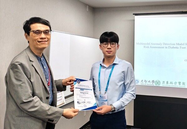 ▲元智資工勇奪ICMHI 2025學生論文賽雙料冠軍