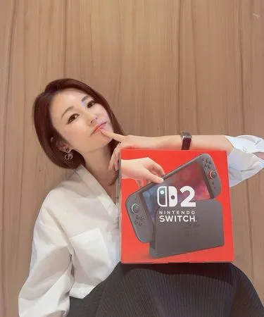 ▲▼麻衣。（圖／翻攝自Instagram／mai_sato_1113）