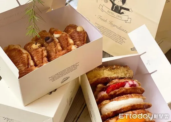 ▲可頌鯛魚燒與磚蛋糕。（圖／晶華提供）