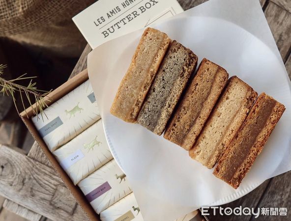 ▲可頌鯛魚燒與磚蛋糕。（圖／晶華提供）