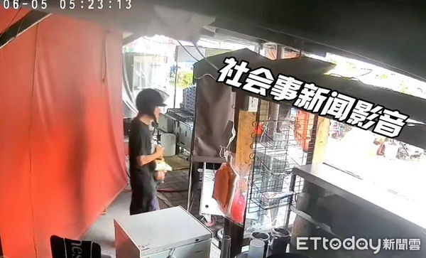 ▲▼黃姓男子跑到仁武區麻辣臭豆腐店偷食材，行竊被監視器清楚錄下。（圖／記者吳世龍翻攝）