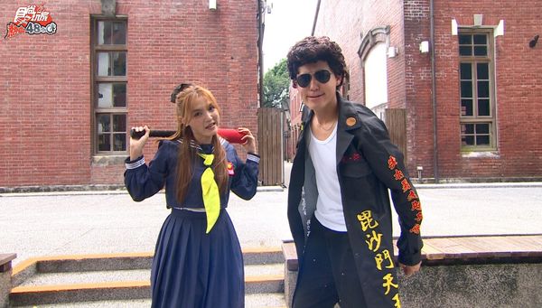 ▲  韓國團體「NCT WISH」團員RYO（左起）、RIKU、YUSHI、SION、SAKUYA、JAEHEE上《食尚玩家》逛夜市。。（圖／TVBS）