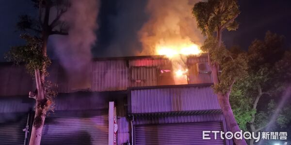 ▲▼台中工廠火警。（圖／記者鄧木卿翻攝）