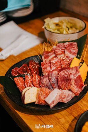 ▲▼大阪在地人的下班口袋燒肉店。（圖／部落客胖貓提供）