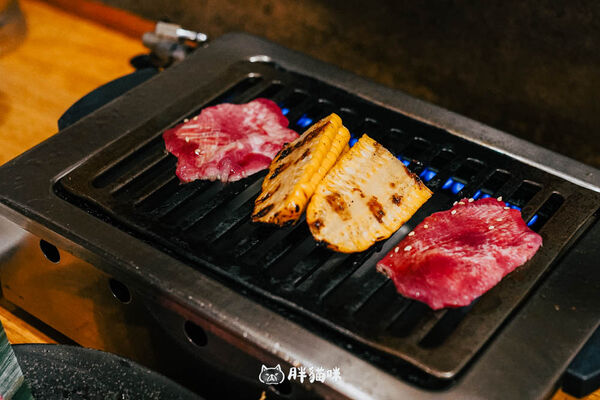 ▲▼大阪在地人的下班口袋燒肉店。（圖／部落客胖貓提供）