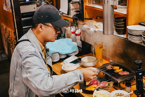 ▲▼大阪在地人的下班口袋燒肉店。（圖／部落客胖貓提供）