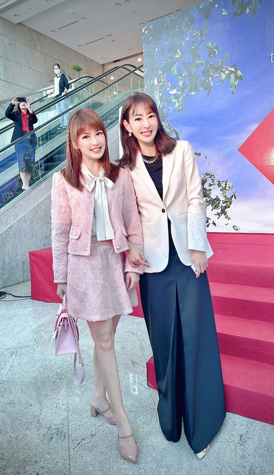 ▲▼陳海茵、賈永婕。（圖／翻攝自Facebook／新聞主播陳海茵）