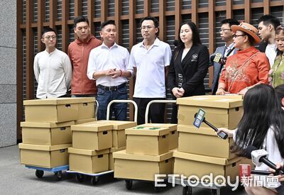 快訊/罷免吳思瑤送件遭退! 罷團等到5點:期待張克晉莫忘初衷