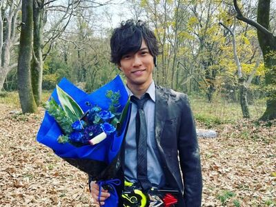 消失3年9個月爆引退! 學霸男星突PO文「司法考試合格」日網驚呆