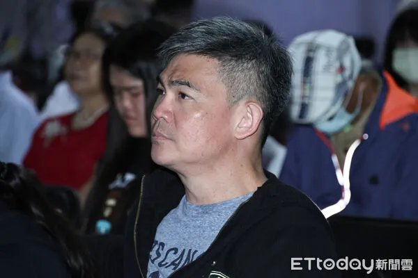 ▲▼  獨家訪問 前副總統連戰二媳婦路永佳台大復旦EMBA畢業典禮-連勝武 。（圖／記者黃克翔攝）