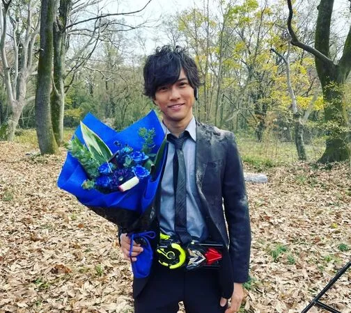 ▲▼消失3年9個月，《假面騎士》男星岡田龍太郎突發文：「司法考試合格了。」（圖／翻攝自IG）