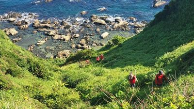 北市女墜海邊22樓高深谷!10天未進食奇蹟獲救 肋骨斷6根送醫