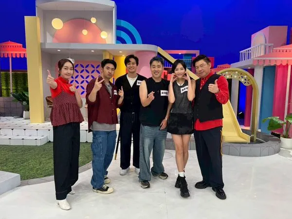 ▲▼《女王大人》錄影星二代暢聊勇闖星路，主持人巴鈺（左起）、鹿希派、徐新洋、余祥銓、焦曼婷、曾國城。（圖／緯來綜合台提供）