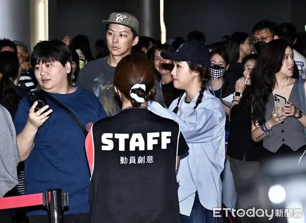 ▲ Sandy吳姍儒與老公一同出席林俊傑大巨蛋演唱會。（圖／記者李毓康攝）