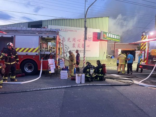 ▲▼林岱杰在臉書上分享這起火警的資訊。（圖／翻攝臉書／嘉義縣議員-林岱杰）