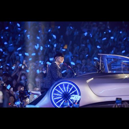 ▲▼林俊傑「開跑車」現蹤大巨蛋。（圖／翻攝自林俊傑臉書）