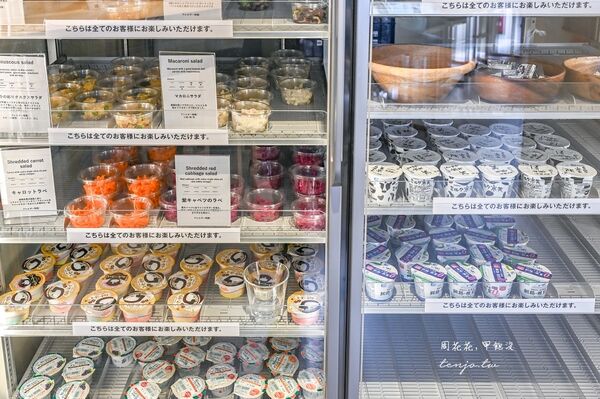 ▲▼涉谷蔦屋書店自助吧吃到飽不用台幣400元。（圖／部落客周花花提供）