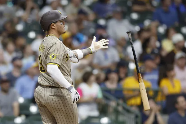 ▲教士強打馬查多（Manny Machado）今天在第7局開轟，助隊1比0奪勝。（圖／達志影像／美聯社）