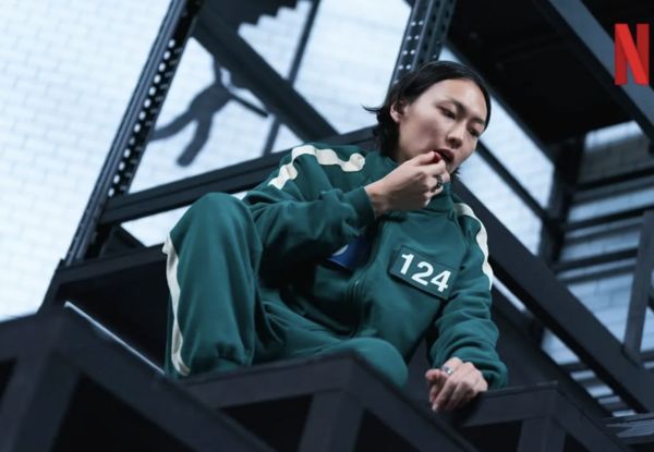 ▲▼▲▼首爾連線／《魷魚3》劇透曝光！薩諾斯跟班現身「黑框眼鏡紳士造型」全場認不出來。（圖／翻攝自Netflix）