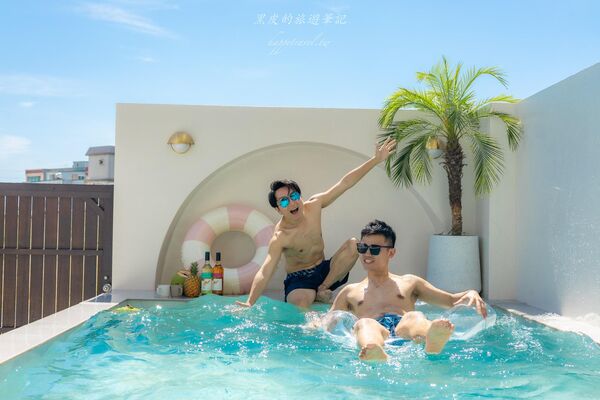 ▲▼一個人只要900元就可以享受到北歐質感民宿，庭院泳池簡直太Chill。（圖／部落客黑皮提供）