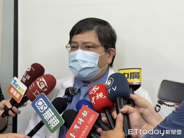 ▲▼洪啟庭,視力檢查,飛蚊症 。（圖／記者許宥孺攝）