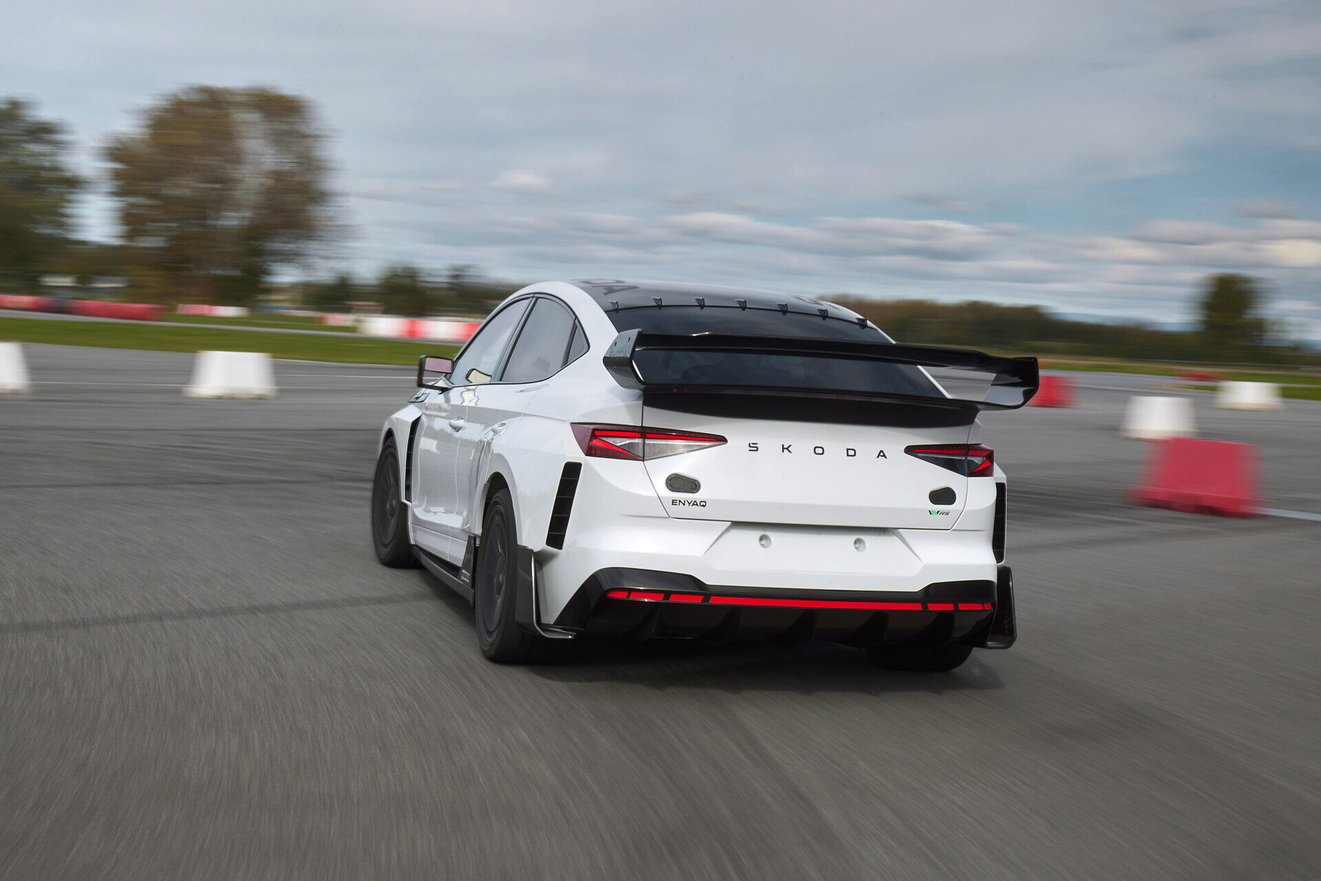▲Skoda Enyaq RS Race Concept概念車。（圖／翻攝自Skoda）
