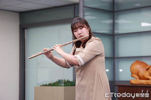 ▲南投縣年輕音樂家李盈箴獲五所國立大學音樂系長笛榜首。（圖／南投縣政府提供，下同）