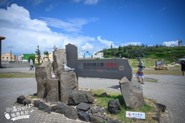 ▲▼澎湖必玩「奎壁山摩西分海」2025開放時間＆潮汐時刻表、澎湖最美的海上巨龍步道。（圖／部落客滿分提供）