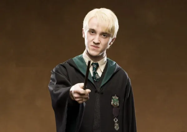 ▲飾演馬分的湯姆費爾頓，回應了J.K.羅琳的言論爭議。（圖／翻攝自劇照）