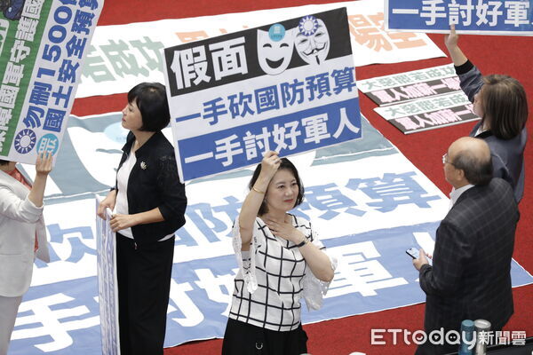 ▲▼立法院10日進行軍人待遇條例第五條表決，經表決過後完成三讀。（圖／記者湯興漢攝）
