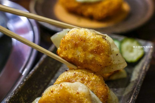 ▲▼雙連站宵夜推薦「福餃FUKGYO」，必吃鐵鍋煎餃。（圖／部落客陳小可提供）
