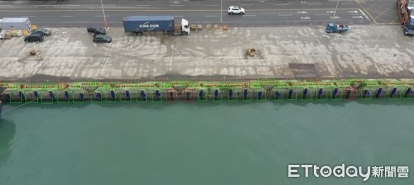 ▲▼運輸研究所運用無人機監測岸邊損壞設施。（圖／運輸研究所）