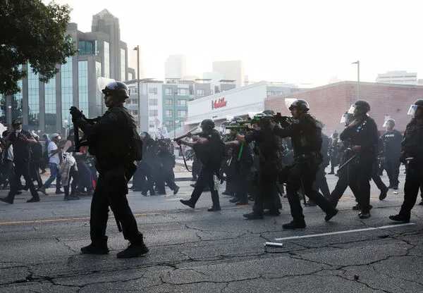 ▲▼美國洛杉磯抗議示威。（圖／路透）