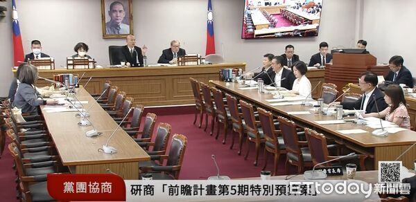 ▲電話騷擾案開戰！羅智強對賭辭立委　柯建銘：我已去刑事局報案。（圖／立法院頻道）