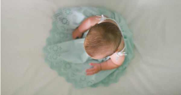 父親說要幫女兒洗澡到女兒18歲，讓母親聽到後傻眼。（示意圖／Unsplash）