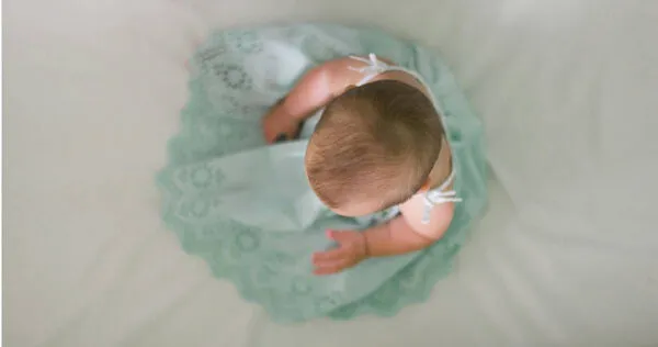 父親說要幫女兒洗澡到女兒18歲，讓母親聽到後傻眼。（示意圖／Unsplash）