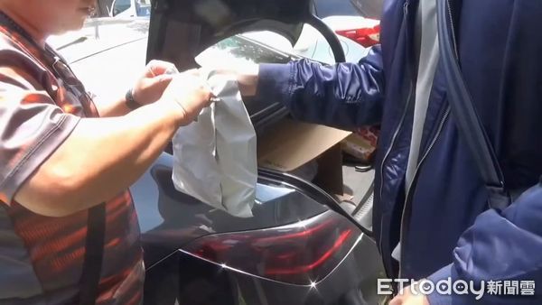 ▲台北市刑大宣布破獲國內知名丁丁藥局遭黑幫恐嚇案件。（圖／記者張君豪翻攝）