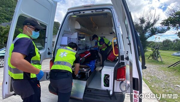 ▲▼             女子到綠島浮潛溺水，宣告不治。（圖／記者吳奕靖翻攝，下同）