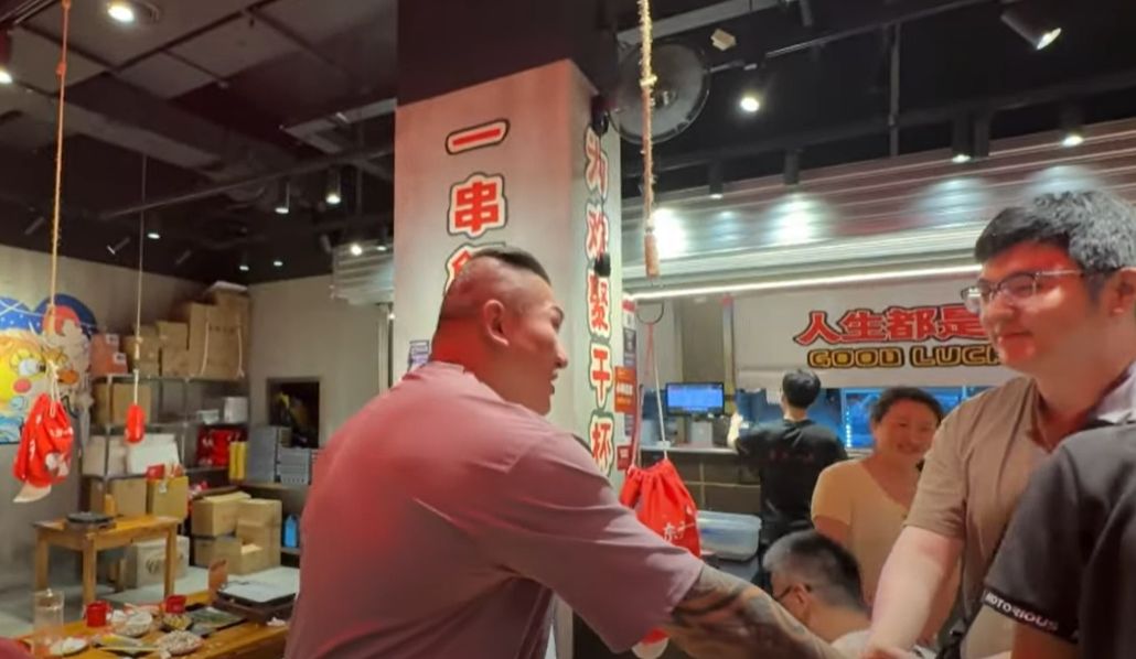 ▲▼             。（圖／翻攝自YouTube／館長惡名昭彰）