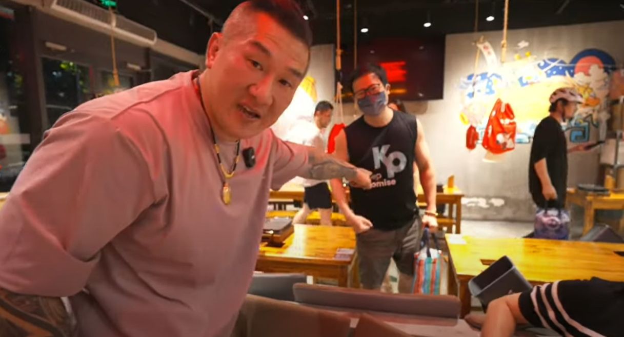 ▲▼             。（圖／翻攝自YouTube／館長惡名昭彰）