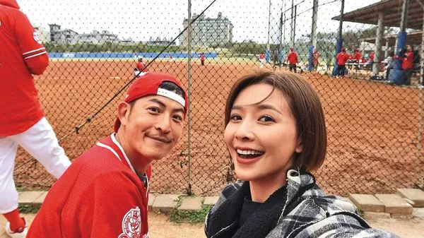 家暴怨偶神復合2／吳婉君對趙駿亞一行為心軟了！　預約同團出國神展開