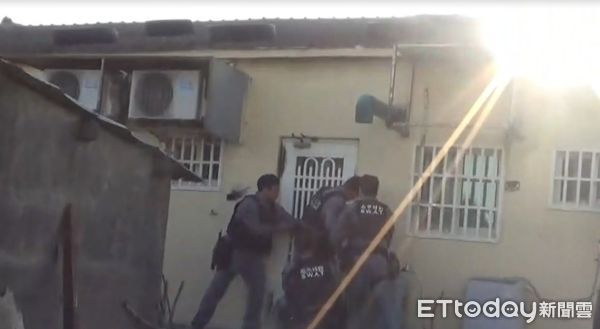 雲林地檢署廉股檢察官曹瑞宏於高檢署破案說明，並獲行政院長肯定及勉勵