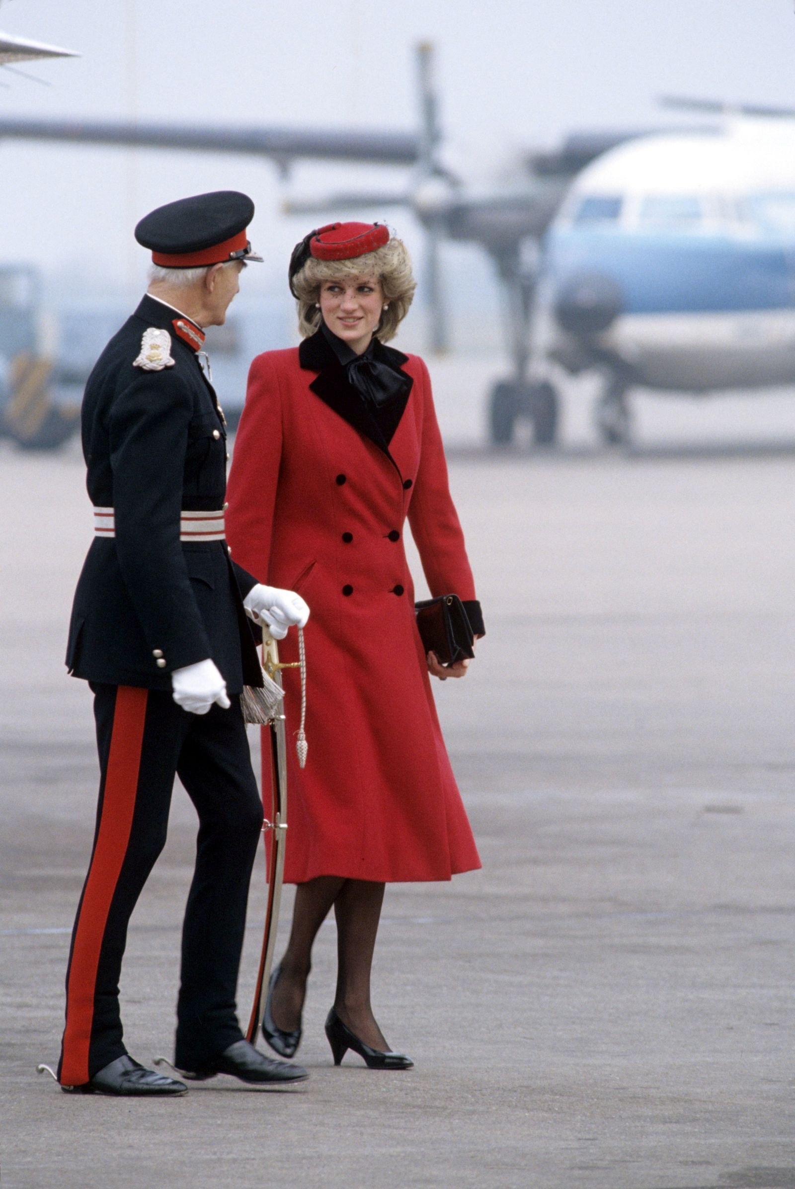 黛安娜王妃服飾將拍賣行善　「史上最大規模珍藏」估價破千萬