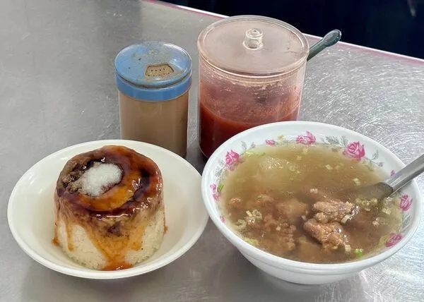 ▲▼斗南米糕甲。（圖／部落客小虎食夢網授權提供）