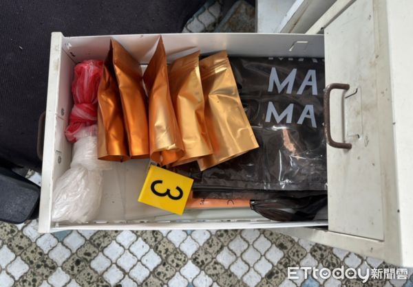 ▲雲檢檢察官曹瑞宏偵辦兩大販毒集團，查扣新興毒品逾萬件，逮捕11人，其中8人年齡僅20至26歲，多數為剛成年就淪為毒品工具。（圖／記者游瓊華翻攝）