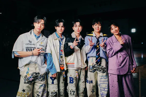 ▲▼ 男團AcQUA源少年回到母校。（圖／北流提供）