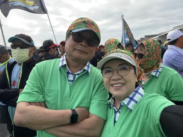 ▲▼ 行政院南部聯合執行中心副執行長陳慧玲及其先生蔡燈財因涉貪，今日遭法院裁定羈押禁見           。（圖／記者潘鳳威攝）