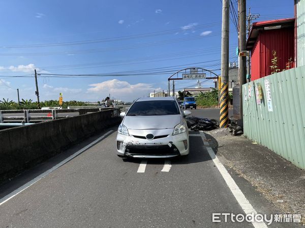 ▲萬丹鄉大昌路與大圳路口交通事故，造成一人死亡        。（圖／記者陳崑福翻攝）